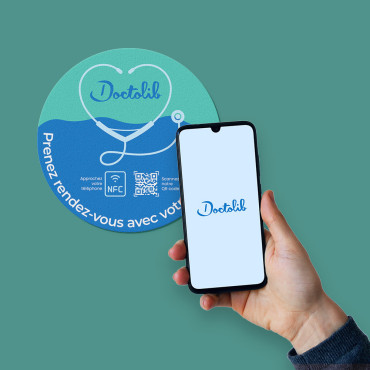 Doctolib sticker connected with NFC chip for wall, counter, POS and showcase