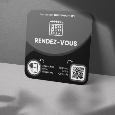 RDV-plade forbundet med NFC-chip til væg, disk, POS og showcase