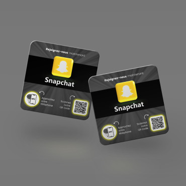 NFC-sirulla yhdistetty Snapchat-levy seinälle, tiskille, myyntipisteelle ja vitriinille