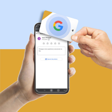 Kontaktiton ja yhdistetty NFC Googlen arvostelukortti