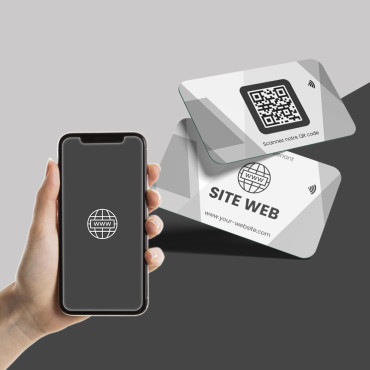 Neliečiamas ir prijungtas prie interneto NFC kortelės tinklaraštis.