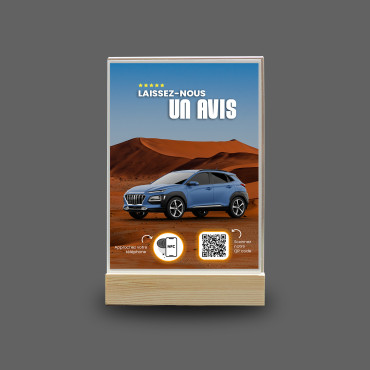 Automobilių agentūros NFC ir QR kodų stovas (dvipusis)