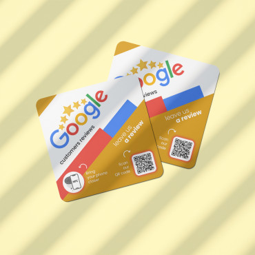Google atsiliepimų lenta su NFC technologija, skirta kabinti ant sienos, balto stalo, prezentacijų bei vitrinų reklamai.