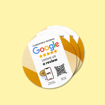 Google'i kliendiarvustuste kleebis koos NFC-pulga ja koodiga QR seina, leti, POS-i ja vitriini jaoks.