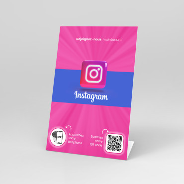 NFC-Tischstaffelei und Instagram-QR-Code