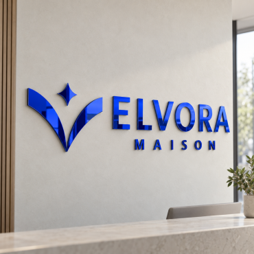Insegna murale personalizzata ELVORA MAISON con lettere e simbolo in plexiglass specchio blu